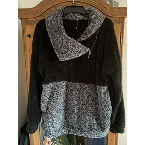 Sherpa leopard print